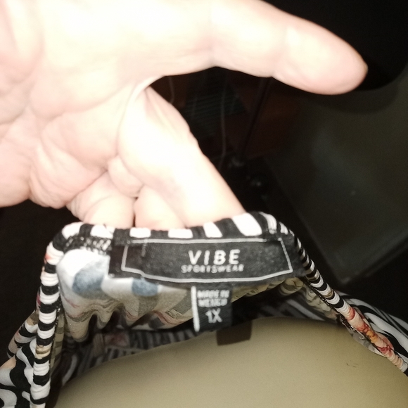 Vibe Sportswear, Sexy Jumper/Romper XL C47 - Picture 5 of 14